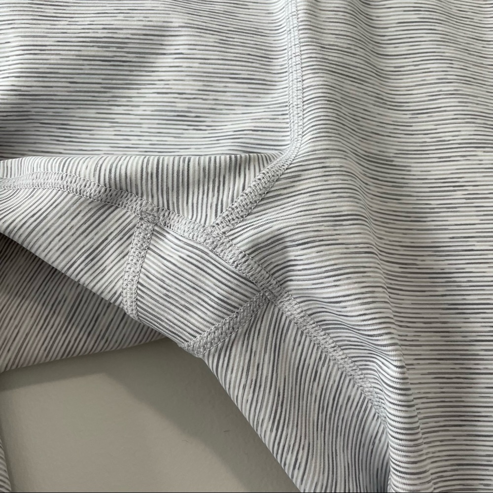 lululemon athletica Gray and White Leggings - Picture 12 of 13
